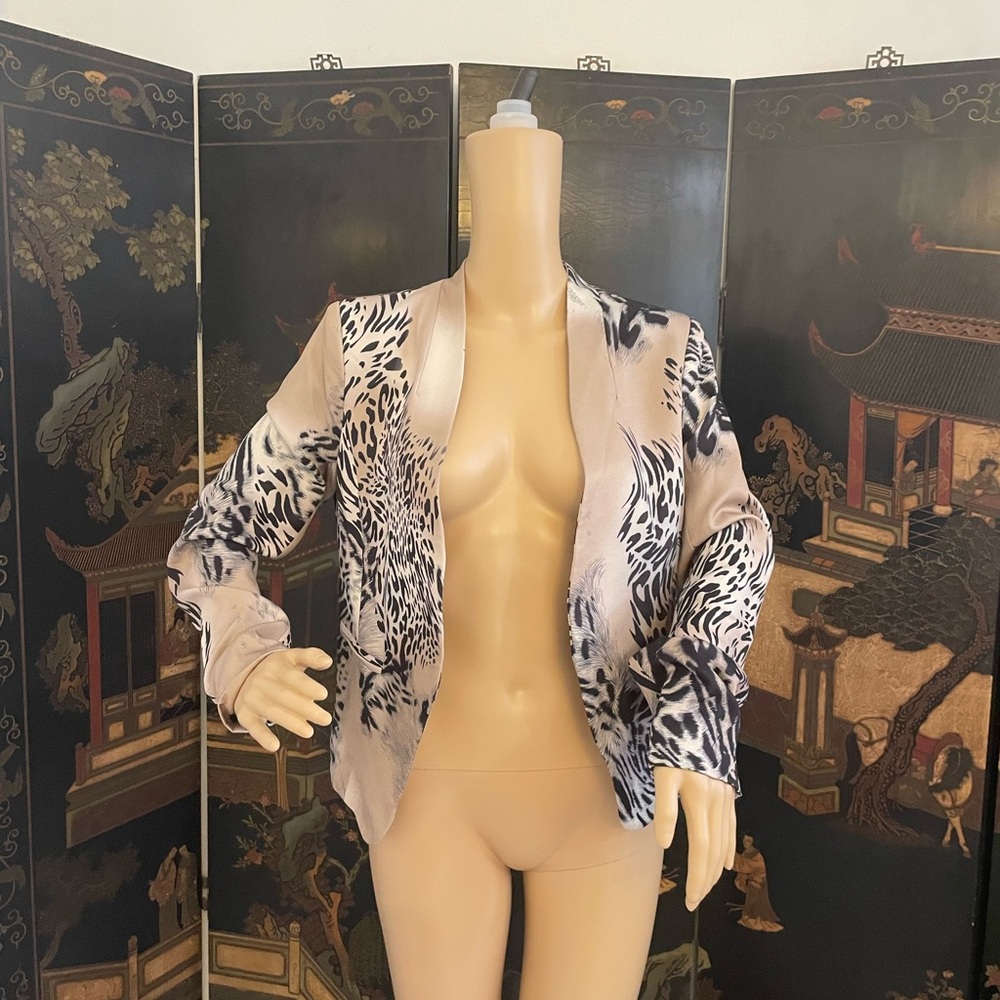 Leopard print tan blazer size M